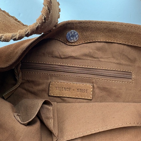 NWOT Urban Outfitters Silence + Noise Suede Fringe Hobo Sling Bag - Picture 9 of 16